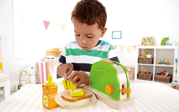 Wooden Toaster with Toast Set